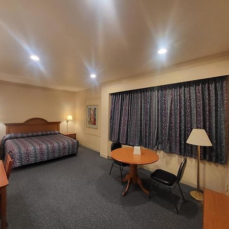 Roosevelt Inn At Roosevelt Blvd, Philadelphia, Pa ภายนอก รูปภาพ